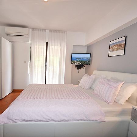 Apartment Sambris No 1 Vrsar Buitenkant foto