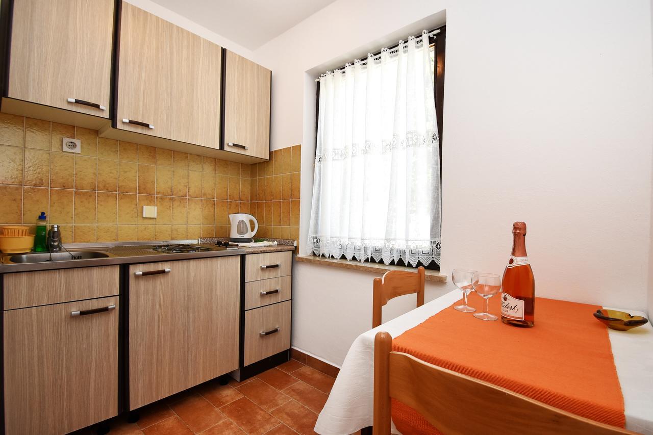Apartment Sambris No 1 Vrsar Buitenkant foto