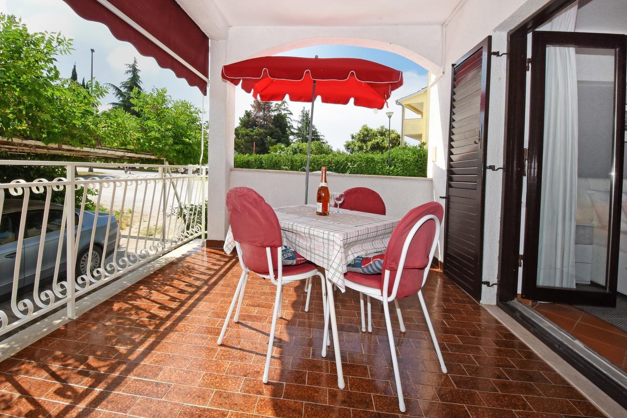 Apartment Sambris No 1 Vrsar Buitenkant foto